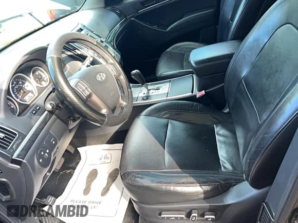 ✅ 2011 Hyundai Veracruz Limited • VIN: KM8NU4CC3BU147749 • Lot: 90950515. Wystawiony na Copart z przebiegiem 184 288 mil. Bezpłatny archiwum sprzedaży aukcyjnych z USA i szczegółowy raport historii pojazdu na DreamBid. Zdjęcie 13.