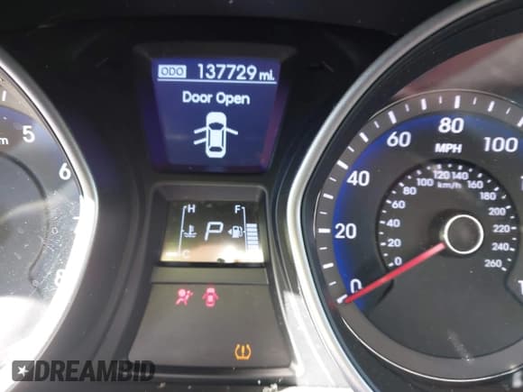 ✅ 2013 Hyundai Elantra • VIN: KMHD35LEXDU021381 • Lot: 43511559. Listed on IAAI with 137,729 mi. Free auction sales archive from the USA and detailed vehicle history report at DreamBid. Image 16.