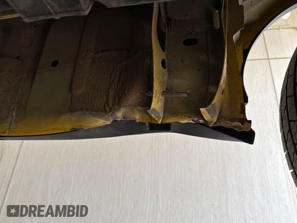 ✅ 2019 Ford Transit • VIN: 1FTYR3XM9KKA24839 • Lot: 42175592. Listed on IAAI with 122,912 mi. Free auction sales archive from the USA and detailed vehicle history report at DreamBid. Image 1.