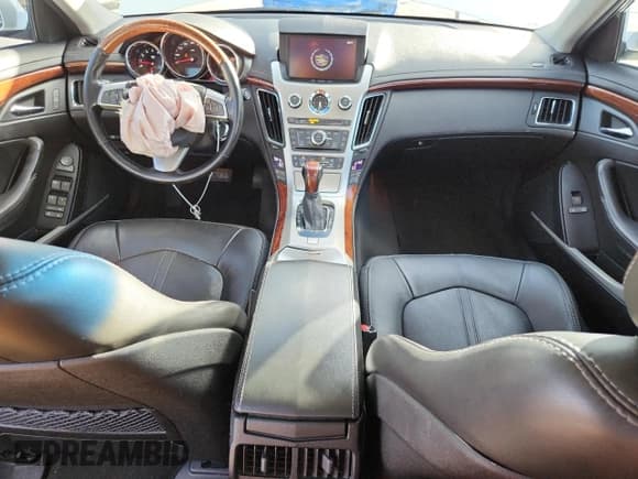 ✅ 2013 Cadillac CTS Premium • VIN: 1G6DS5E35D0179611 • Lot: 80466115. Wystawiony na Copart z przebiegiem 97 255 mil. Bezpłatny archiwum sprzedaży aukcyjnych z USA i szczegółowy raport historii pojazdu na DreamBid. Zdjęcie 8.