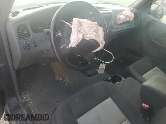 ✅ 2005 Ford Ranger XL • VIN: 1FTYR15E55PA17894 • Лот: 81883345. Опубликован ранее на Copart с пробегом 145 424 миль. Бесплатный доступ к архиву аукционных продаж из США и подробный отчёт об истории автомобиля на DreamBid. Изображение 8.