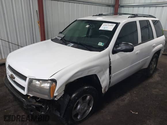 2009 Chevrolet TrailBlazer 1LT с VIN 1GNDT33SX92133266, выставлен на аукционе IAAI как лот 42072499 с пробегом 113 060 миль миль и . История ставок и продаж доступна на DreamBid. Изображение 17.