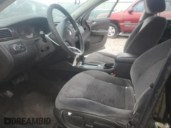 ✅ 2016 Chevrolet Impala LT • VIN: 2G1WB5E34G1185357 • Лот: 69823544. Опубликован ранее на Copart с пробегом 111 653 миль. Бесплатный доступ к архиву аукционных продаж из США и подробный отчёт об истории автомобиля на DreamBid. Изображение 7.