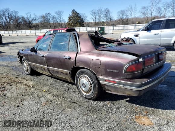 ✅ 1994 Buick LeSabre Custom • VIN: 1G4HP52L4RH550458 • Lot: 89142925. Wystawiony na Copart z przebiegiem 207 155 mil. Bezpłatny archiwum sprzedaży aukcyjnych z USA i szczegółowy raport historii pojazdu na DreamBid. Zdjęcie 2.