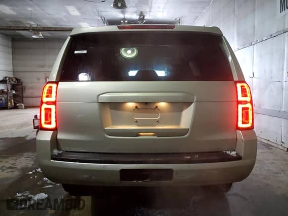 2016 Chevrolet Tahoe Commercial с VIN 1GNSKFEC8GR324884, выставлен на аукционе Copart как лот 88979785 с пробегом 109 458 миль миль и Чистый • Clean title. История ставок и продаж доступна на DreamBid. Изображение 6.