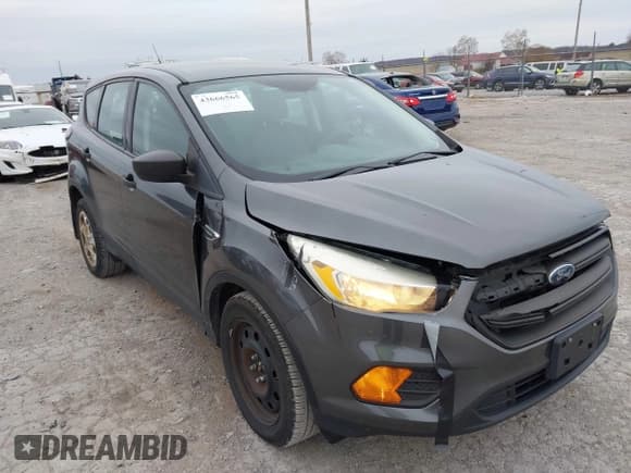 ✅ 2017 Ford Escape S • VIN: 1FMCU0F79HUA08166 • Lot: 43666565. Listed on IAAI with 207,450 mi. Free auction sales archive from the USA and detailed vehicle history report at DreamBid. Image 6.