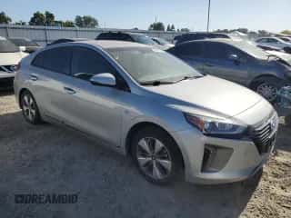 2019 Hyundai Ioniq с VIN KMHC65LD1KU182516, выставлен на аукционе Copart как лот 56597524 с пробегом 78 070 миль миль и Списание • Salvage title. История ставок и продаж доступна на DreamBid. Изображение 4.
