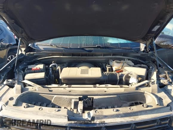 ✅ 2023 Chevrolet Tahoe RST • VIN: 1GNSCRKD3PR365659 • Lot: 41975472. Wystawiony na IAAI z przebiegiem 42 264 mil. Bezpłatny archiwum sprzedaży aukcyjnych z USA i szczegółowy raport historii pojazdu na DreamBid. Zdjęcie 10.