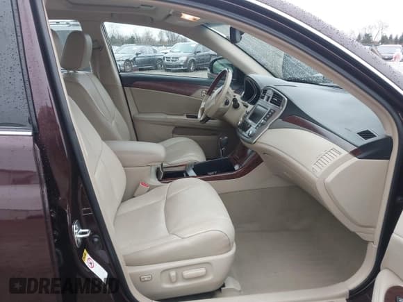 ✅ 2012 Toyota Avalon • VIN: 4T1BK3DBXCU468374 • Lot: 43731454. Listed on IAAI with 68,447 mi. Free auction sales archive from the USA and detailed vehicle history report at DreamBid. Image 5.