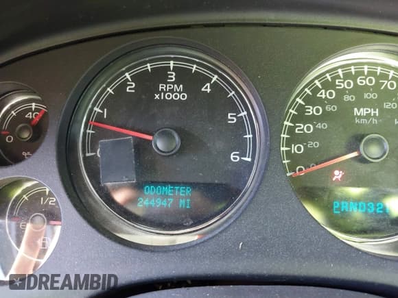 ✅ 2007 Chevrolet Suburban LT • VIN: 1GNFK16327J207447 • Lot: 43413942. Listed on IAAI with 244,947 mi. Free auction sales archive from the USA and detailed vehicle history report at DreamBid. Image 7.