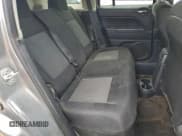 ✅ 2015 Jeep Patriot Latitude • VIN: 1C4NJRFB6FD245449 • Lot: 95658285. Wystawiony na Copart z przebiegiem 177 727 mil. Bezpłatny archiwum sprzedaży aukcyjnych z USA i szczegółowy raport historii pojazdu na DreamBid. Zdjęcie 11.