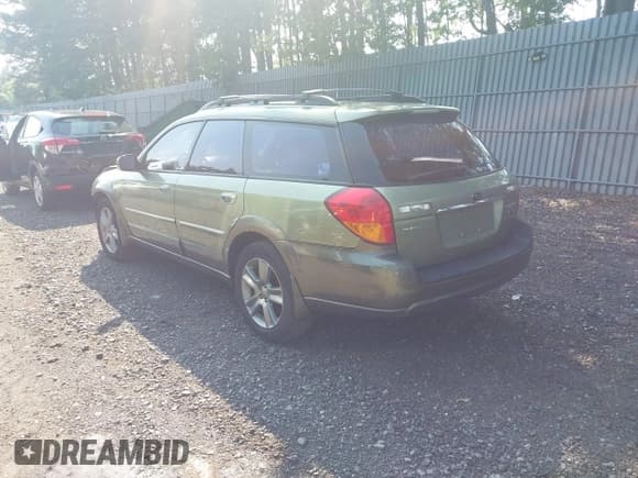 ✅ 2005 Subaru Legacy Outback L.L. Bean • VIN: 4S4BP86C354344535 • Лот: 42354976. Опубликован ранее на IAAI с пробегом 83 517 миль. Бесплатный доступ к архиву аукционных продаж из США и подробный отчёт об истории автомобиля на DreamBid. Изображение 3.