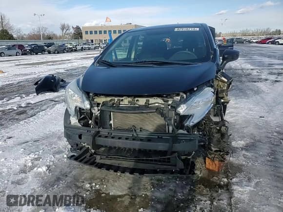 ✅ 2016 Nissan Note SV • VIN: 3N1CE2CP6GL382618 • Lot: 82918214. Wystawiony na Copart z przebiegiem 44 630 mil. Bezpłatny archiwum sprzedaży aukcyjnych z USA i szczegółowy raport historii pojazdu na DreamBid. Zdjęcie 14.