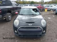 ✅ 2014 MINI Hardtop S • VIN: WMWXM7C51ET987469 • Lot: 43581447. Listed on IAAI with 142,143 mi. Free auction sales archive from the USA and detailed vehicle history report at DreamBid. Image 12.