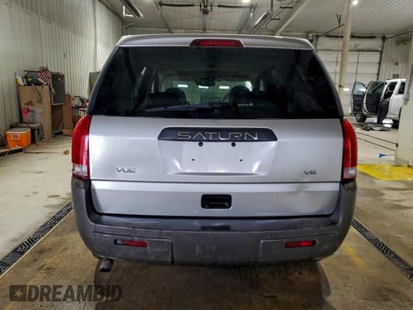 ✅ 2004 Saturn VUE V6 • VIN: 5GZCZ53454S816208 • Lot: 95139205. Wystawiony na Copart z przebiegiem 240 583 mil. Bezpłatny archiwum sprzedaży aukcyjnych z USA i szczegółowy raport historii pojazdu na DreamBid. Zdjęcie 6.