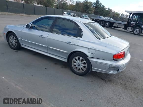 2003 Hyundai Sonata GLS с VIN KMHWF35H93A897855, выставлен на аукционе IAAI как лот 41527610 с пробегом 122 010 миль миль и . История ставок и продаж доступна на DreamBid. Изображение 3.
