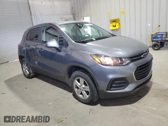 ✅ 2020 Chevrolet Trax LS • VIN: 3GNCJNSB3LL242043 • Lot: 68980225. Listed on Copart with 105,615 mi. Free auction sales archive from the USA and detailed vehicle history report at DreamBid. Image 4.