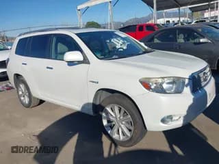 ✅ 2010 Toyota Highlander Limited • VIN: JTEJW3EH1A2047476 • Lot: 43799497. Listed on IAAI with 176,602 mi. Free auction sales archive from the USA and detailed vehicle history report at DreamBid. Image 1.
