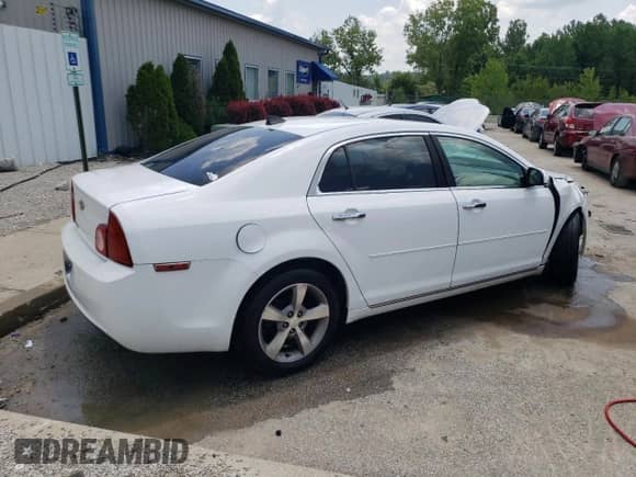 2012 Chevrolet Malibu 1LT z VIN 1G1ZC5E09CF183820, wystawiony jako Copart lot #62617404 z przebiegiem 170 631 mil mil oraz Nie do naprawy • Non repairable. Historia ofert i sprzedaży dostępna na DreamBid. Obrazek 3.