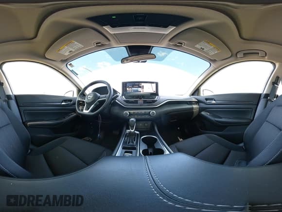 ✅ 2024 Nissan Altima SV • VIN: 1N4BL4DV5RN410084 • Lot: 42212043. Listed on IAAI with 26,119 mi. Free auction sales archive from the USA and detailed vehicle history report at DreamBid. Image 20.