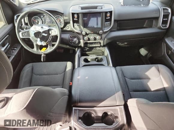✅ 2019 Ram 1500 Big Horn • VIN: 1C6RRFFG7KN699385 • Lot: 92470085. Listed on Copart with 58,388 mi. Free auction sales archive from the USA and detailed vehicle history report at DreamBid. Image 8.