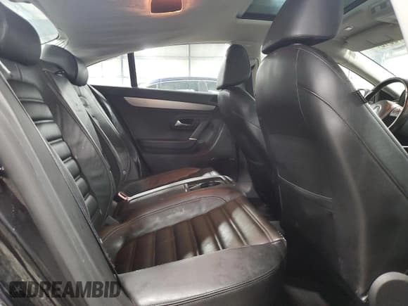 ✅ 2009 Volkswagen CC 4Motion • VIN: WVWGU73C59E547962 • Lot: 88816315. Wystawiony na Copart z przebiegiem 162 802 mil. Bezpłatny archiwum sprzedaży aukcyjnych z USA i szczegółowy raport historii pojazdu na DreamBid. Zdjęcie 10.