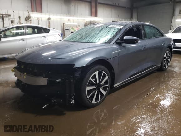 ✅ 2024 Lucid Air Touring • VIN: 50EA1TEA7RA003002 • Lot: 84091584. Listed on Copart with 517 mi. Free auction sales archive from the USA and detailed vehicle history report at DreamBid. Image 1.
