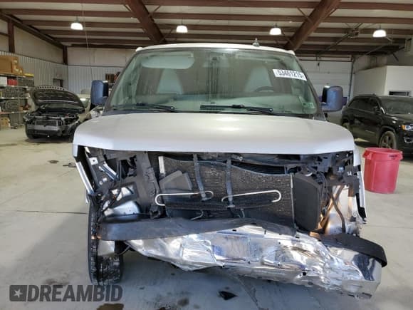 ✅ 2016 GMC Savana Cargo • VIN: 1GTW7AFG2G1219837 • Лот: 53461215. Опубликован ранее на Copart с пробегом 128 284 миль. Бесплатный доступ к архиву аукционных продаж из США и подробный отчёт об истории автомобиля на DreamBid. Изображение 5.