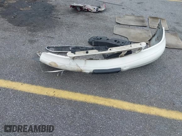 ✅ 2002 Buick Century Limited • VIN: 2G4WY55J221260260 • Lot: 42824734. Listed on IAAI with 171,238 mi. Free auction sales archive from the USA and detailed vehicle history report at DreamBid. Image 12.