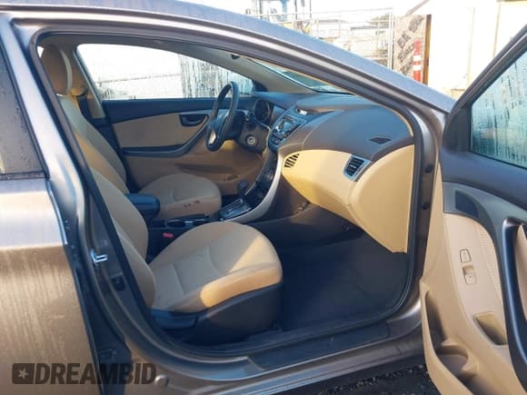 ✅ 2013 Hyundai Elantra Limited • VIN: 5NPDH4AE7DH289365 • Lot: 43324814. Listed on IAAI with 140,118 mi. Free auction sales archive from the USA and detailed vehicle history report at DreamBid. Image 5.