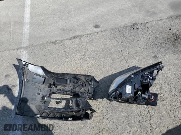 ✅ 2017 BMW 7 Series 740i • VIN: WBA7E2C38HG740803 • Lot: 81501205. Listed on Copart with Not provided. Free auction sales archive from the USA and detailed vehicle history report at DreamBid. Image 12.