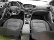 2017 Hyundai Ioniq SEL с VIN KMHC75LC4HU020456, выставлен на аукционе Copart как лот 72478474 с пробегом 327 895 миль миль и Списание • Salvage title. История ставок и продаж доступна на DreamBid. Изображение 8.