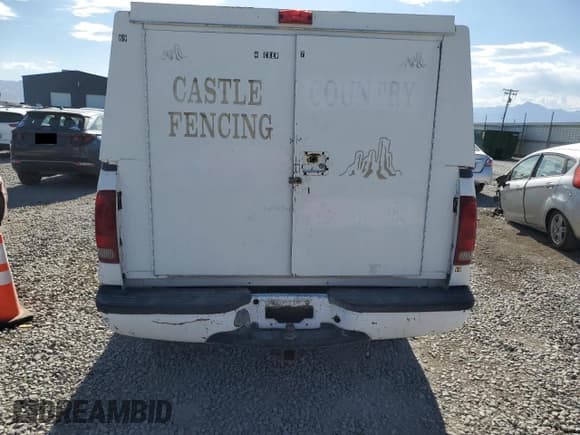 ✅ 2000 Ford F-250 XL • VIN: 1FTNF21L7YEB05366 • Lot: 64141555. Listed on Copart with 242,694 mi. Free auction sales archive from the USA and detailed vehicle history report at DreamBid. Image 6.