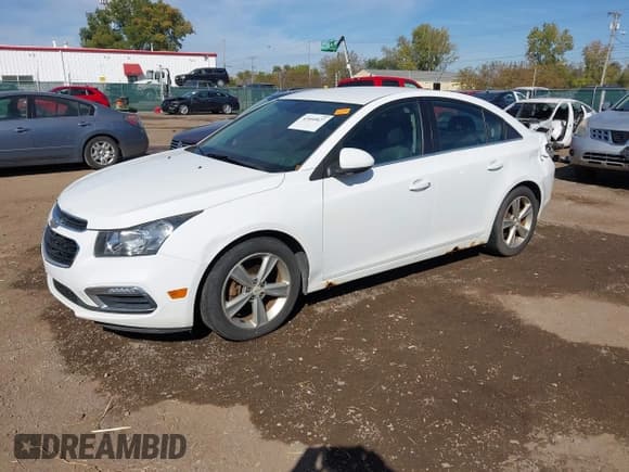 ✅ 2015 Chevrolet Cruze LT • VIN: 1G1PE5SB5F7258227 • Lot: 43460827. Listed on IAAI with 128,271 mi. Free auction sales archive from the USA and detailed vehicle history report at DreamBid. Image 17.