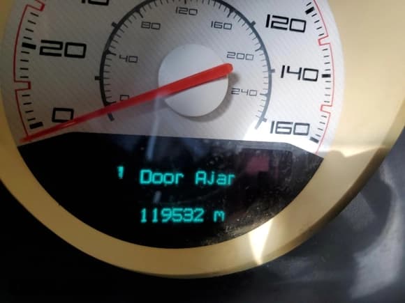 ✅ 2014 Dodge Challenger R/T 100th Anniversary Appearance • VIN: 2C3CDYBTXEH123710 • Lot: 62761854. Wystawiony na Copart z przebiegiem 119 532 mil. Bezpłatny archiwum sprzedaży aukcyjnych z USA i szczegółowy raport historii pojazdu na DreamBid. Zdjęcie 9.