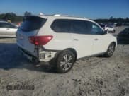✅ 2019 Nissan Pathfinder S • VIN: 5N1DR2MN2KC585086 • Lot: 82198535. Wystawiony na Copart z przebiegiem 129 632 mil. Bezpłatny archiwum sprzedaży aukcyjnych z USA i szczegółowy raport historii pojazdu na DreamBid. Zdjęcie 3.