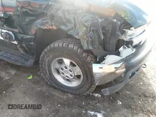 ✅ 2003 Chevrolet Tahoe Special Service • VIN: 1GNEK13V33J215889 • Лот: 41219639. Опубликован ранее на IAAI с пробегом 157 570 миль. Бесплатный доступ к архиву аукционных продаж из США и подробный отчёт об истории автомобиля на DreamBid. Изображение 6.