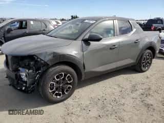 2024 Hyundai Santa Cruz SEL с VIN 5NTJB4DE2RH111310, выставлен на аукционе Copart как лот 77486214 с пробегом 4 934 миль миль и Списание • Salvage title. История ставок и продаж доступна на DreamBid. Изображение 1.