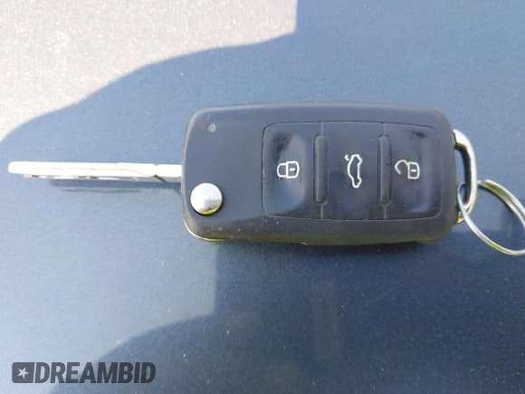 ✅ 2014 Volkswagen Beetle Entry • VIN: 3VWFP7AT9EM620578 • Лот: 43068181. Опубликован ранее на IAAI с пробегом 102 271 миль. Бесплатный доступ к архиву аукционных продаж из США и подробный отчёт об истории автомобиля на DreamBid. Изображение 11.