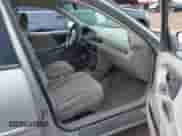 ✅ 2000 Chevrolet Malibu LS • VIN: 1G1NE52J8Y6243325 • Lot: 41775300. Wystawiony na IAAI z przebiegiem 151 941 mil mil. Skorzystaj z bezpłatnego archiwum sprzedaży aukcyjnych z USA i zobacz szczegółowy raport historii pojazdu na DreamBid. Zdjęcie 5.