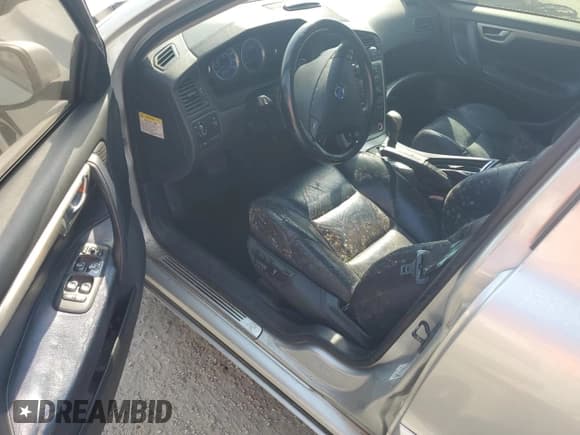 ✅ 2005 Volvo V70 • VIN: YV1SJ527052505636 • Lot: 75105434. Listed on Copart with Not provided. Free auction sales archive from the USA and detailed vehicle history report at DreamBid. Image 8.