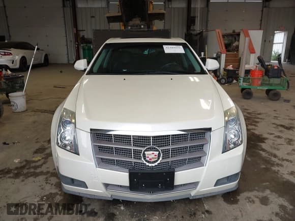 ✅ 2009 Cadillac CTS AWD • VIN: 1G6DS57V790170494 • Lot: 42389032. Wystawiony na IAAI z przebiegiem 86 309 mil. Bezpłatny archiwum sprzedaży aukcyjnych z USA i szczegółowy raport historii pojazdu na DreamBid. Zdjęcie 11.