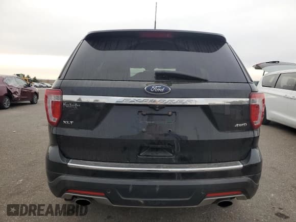 ✅ 2018 Ford Explorer XLT • VIN: 1FM5K8D85JGA65848 • Lot: 91389775. Wystawiony na Copart z przebiegiem 157 534 mil. Bezpłatny archiwum sprzedaży aukcyjnych z USA i szczegółowy raport historii pojazdu na DreamBid. Zdjęcie 6.