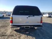 ✅ 2004 GMC Yukon XL SLT • VIN: 3GKFK16TX4G265218 • Lot: 82390495. Wystawiony na Copart z przebiegiem 244 673 mil. Bezpłatny archiwum sprzedaży aukcyjnych z USA i szczegółowy raport historii pojazdu na DreamBid. Zdjęcie 6.