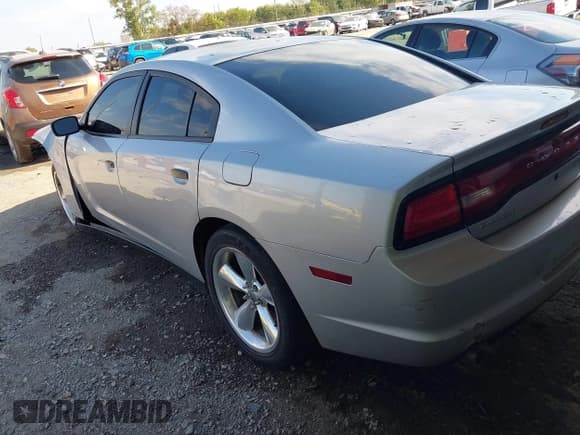 ✅ 2014 Dodge Charger Police • VIN: 2C3CDXAT6EH347732 • Lot: 43388299. Listed on IAAI with 144,952 mi. Free auction sales archive from the USA and detailed vehicle history report at DreamBid. Image 3.