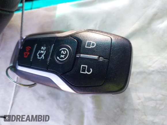 ✅ 2016 Ford Explorer Sport • VIN: 1FM5K8GT1GGB16769 • Lot: 43590989. Listed on IAAI with 114,618 mi. Free auction sales archive from the USA and detailed vehicle history report at DreamBid. Image 11.