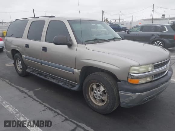 ✅ 2003 Chevrolet Suburban LS • VIN: 3GNEC16T53G301634 • Лот: 42406958. Опубликован ранее на IAAI с пробегом 255 719 миль. Бесплатный доступ к архиву аукционных продаж из США и подробный отчёт об истории автомобиля на DreamBid. Изображение 1.