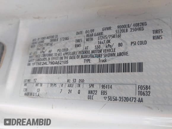 ✅ 2009 Ford Econoline Cargo • VIN: 1FTNE24L79DA62105 • Lot: 43585969. Wystawiony na IAAI z przebiegiem 356 592 mil. Bezpłatny archiwum sprzedaży aukcyjnych z USA i szczegółowy raport historii pojazdu na DreamBid. Zdjęcie 9.