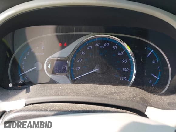 ✅ 2011 Toyota Sienna XLE • VIN: 5TDDK3DCXBS005806 • Lot: 42453958. Listed on IAAI with 174,579 mi. Free auction sales archive from the USA and detailed vehicle history report at DreamBid. Image 7.