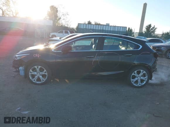 ✅ 2017 Chevrolet Cruze Premier • VIN: 3G1BF6SM8HS608369 • Lot: 43540693. Listed on IAAI with 94,741 mi. Free auction sales archive from the USA and detailed vehicle history report at DreamBid. Image 15.